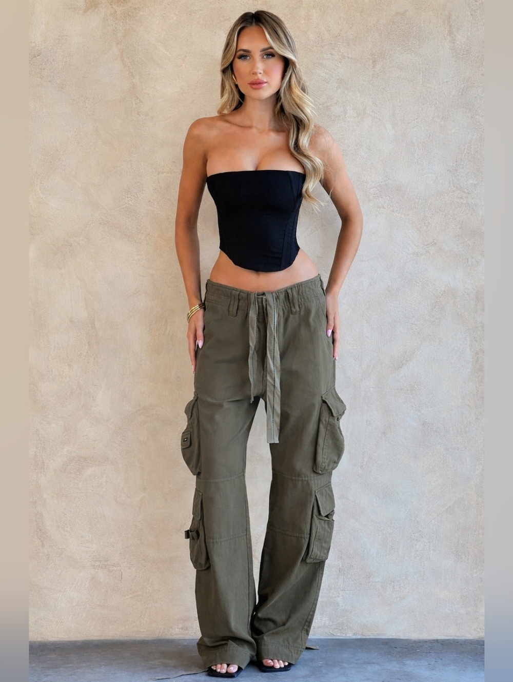 Wide Leg Cargo Pants in Olive Green